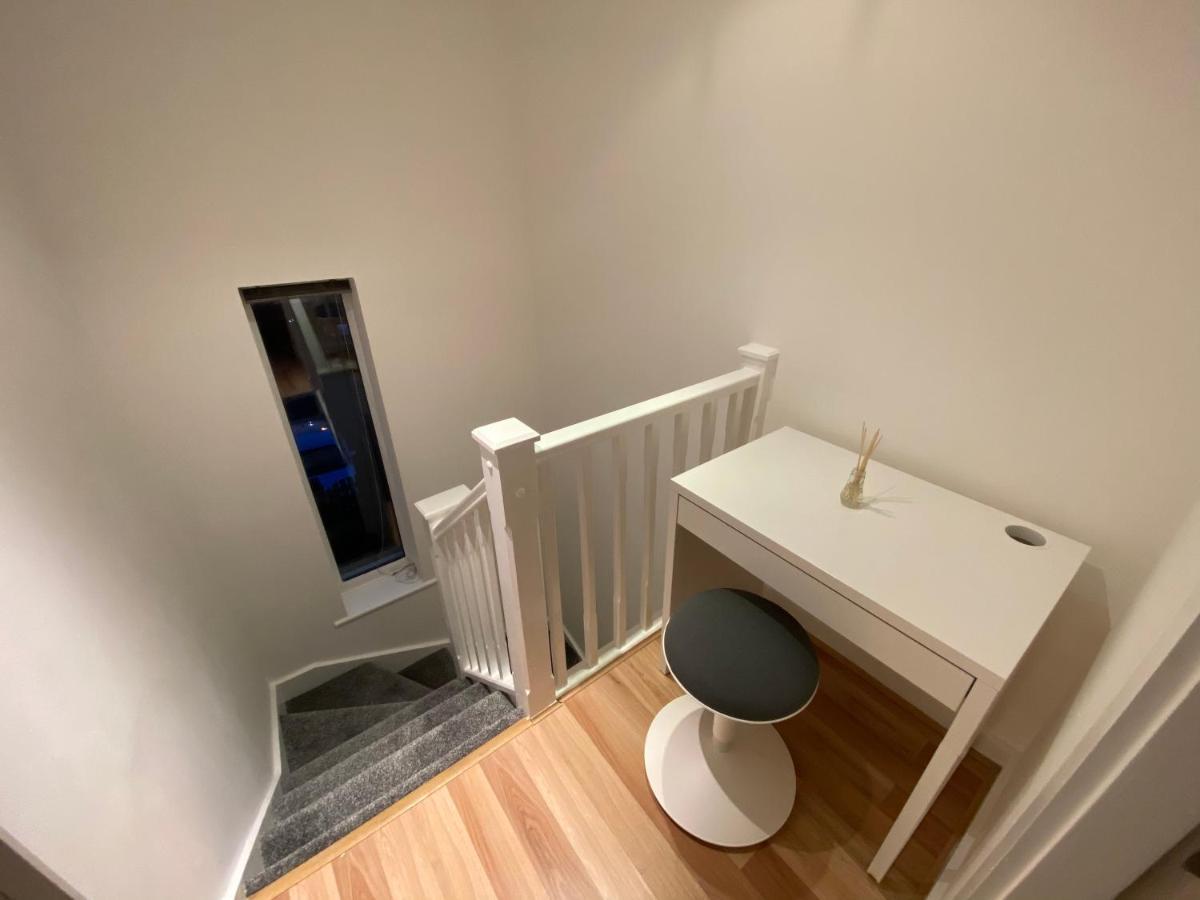 Large 5-Bed City Centre Townhouse With Secure Parking 曼彻斯特 外观 照片